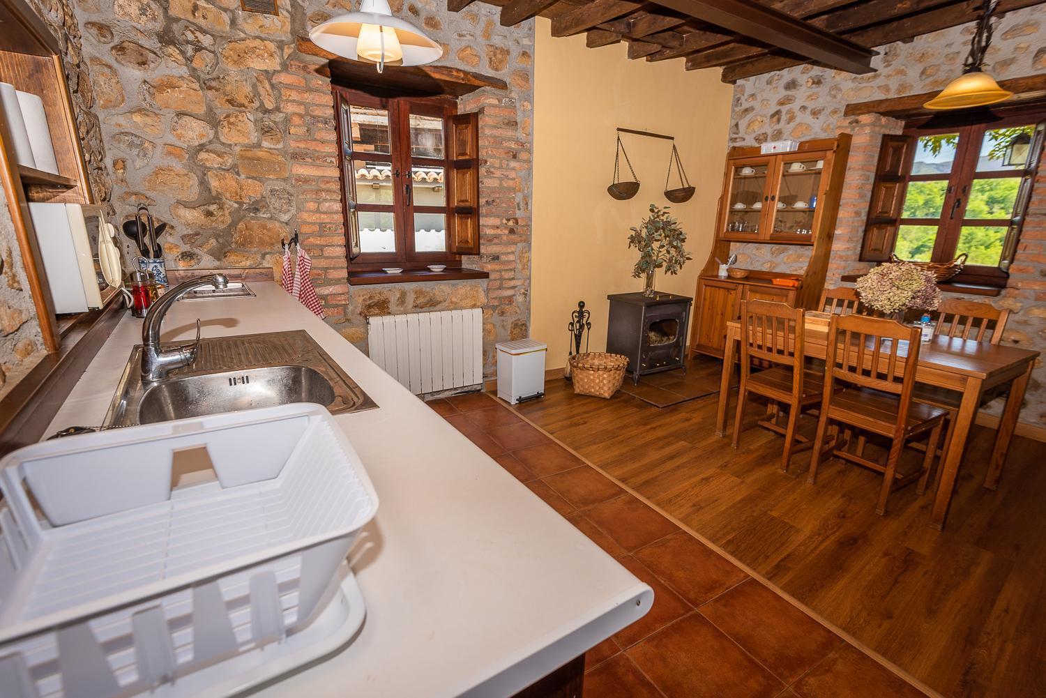 La Casona De Sovina Pension Piloña Buitenkant foto